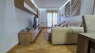 Piso en venta en Parla Este en Parla