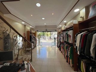 Local comercial en venta en Arenal - La Pólvora en Dos Hermanas