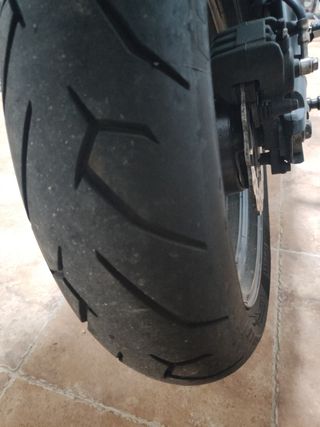 Kawasaki ER6n con ABS y limitada en papeles