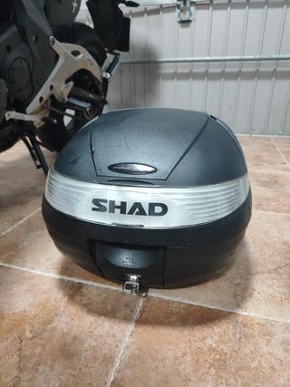 Kawasaki ER6n con ABS y limitada en papeles