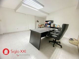 Local comercial en venta en Piscinas en Villarreal