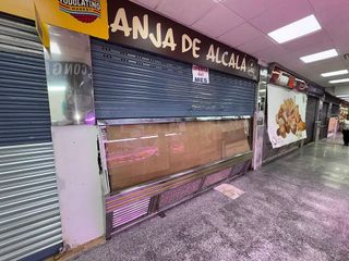 Local comercial en venta en Reyes Católicos en Alcalá de Henares