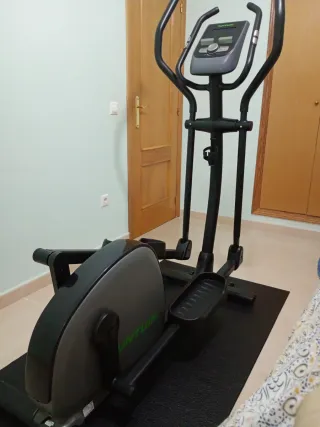Bicicleta Elíptica Tunturi CR50