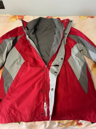 Chaquetón de montaña con borrego