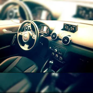 Audi A1 1.4 TFSI 185cv S-Line – S-Tronic 2012