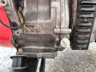 Generador Gesan trifásico 7KVA Honda GX390