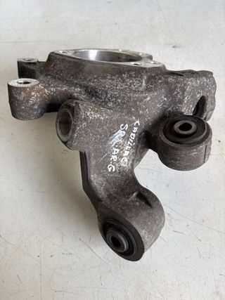 Portamangueta trasera izq Cadillac SRX : 0465LH