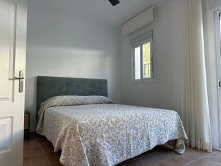 Casa pareada en alquiler en Benahavís