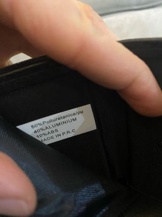 Portafoglio uomo con meccanismo a scomparsa