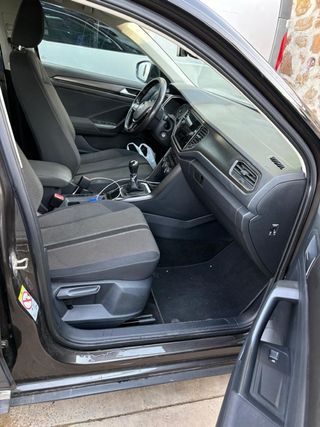 Volkswagen T-Roc 2019