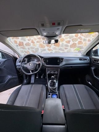 Volkswagen T-Roc 2019