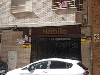 Local comercial en alquiler en Ontinyent