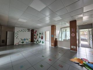 Local comercial en alquiler en Poio