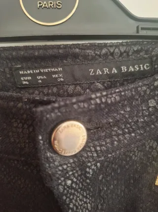 Pantalón legging Zara Negro serpiente 36