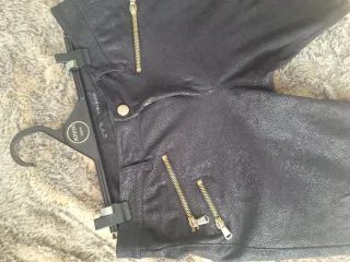 Pantalón legging Zara Negro serpiente 36