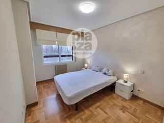 Piso en alquiler en Hospital - G3 - G2 en Burgos