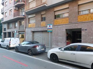 Local comercial en venta en Can Clota en Esplugues de Llobregat