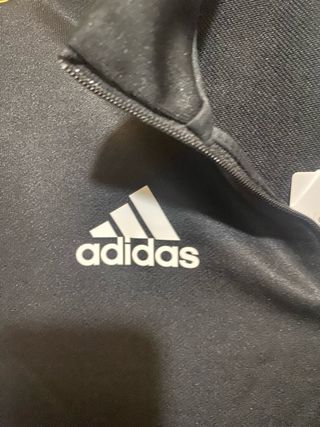 Sudadera Adidas Juventus Negra y Dorada