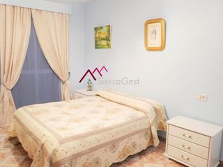 Chalet en venta en Ubrique