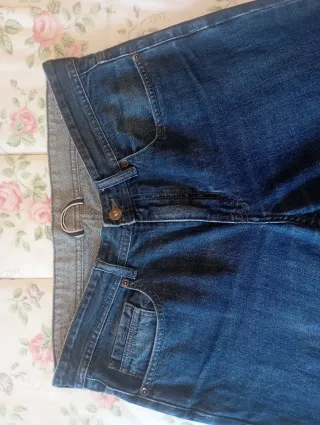 Pantalón vaquero azul