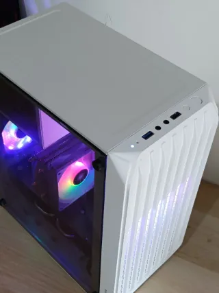 Torre Mars Gaming RGB