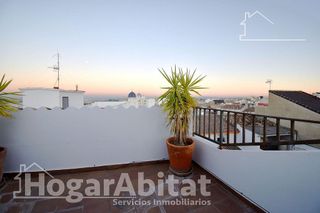 Casa adosada en venta en Centro en Chiva