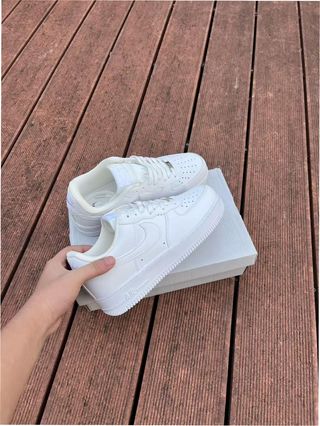 Nike Air Force 1 Low '07 Talla 37.5