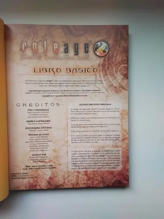 Roleage evolved roleplaying game : libro básico