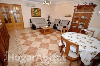 Casa adosada en venta en Cariñena - Carinyena en Villarreal