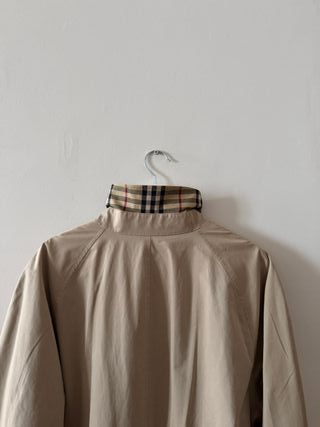 Gabardina Burberry Beige