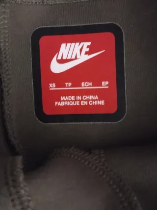 Pantaloni Nike Tech Fleece Taglia XS