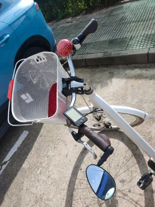 Bicicleta Eléctrica Mujer Blanca