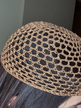 Cappello uncinetto oro rosa lame