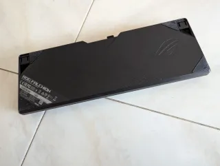 Teclado Asus ROG Falchion