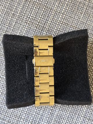Reloj Guess Dorado Cronógrafo Cristales