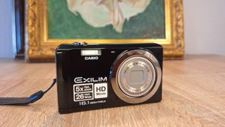 Cámara Digital Casio Exilim EX-Z28 (16.1 MP) Negra