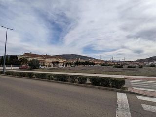 Terreno en venta en PAU 2-600 en Puertollano