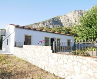 Solar en venta en Ubrique