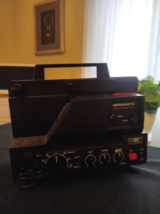 Proyector Súper 8 Naramatic Super Sound 600
