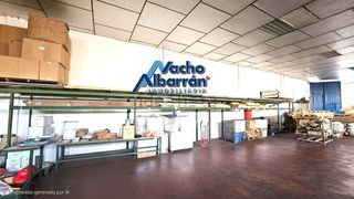 Nave industrial en venta en La Estación en Badajoz