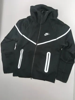 Nike Tech Fleece negro talla S | NUEVO