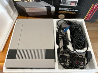 Nintendo Entertainment System (NES) Caja