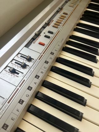 Casio Casiotone CT-310 Vintage – Años 80