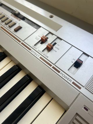 Casio Casiotone CT-310 Vintage – Años 80