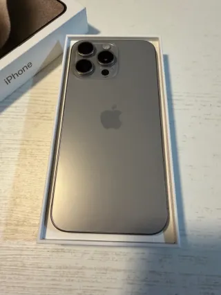 Iphone 15 Pro Max 256GB Gris 100% salud IMPOLUTO