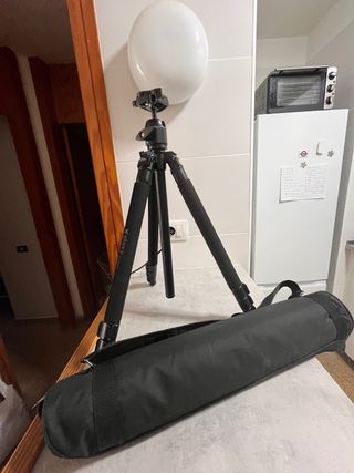 Cámara 360 Ricoh, Trípode, Flash y Cargador