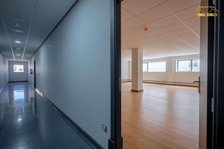 Oficina en venta en Cabanillas del Campo