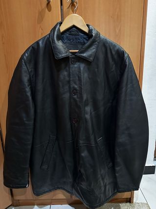 Chaqueta de cuero negra