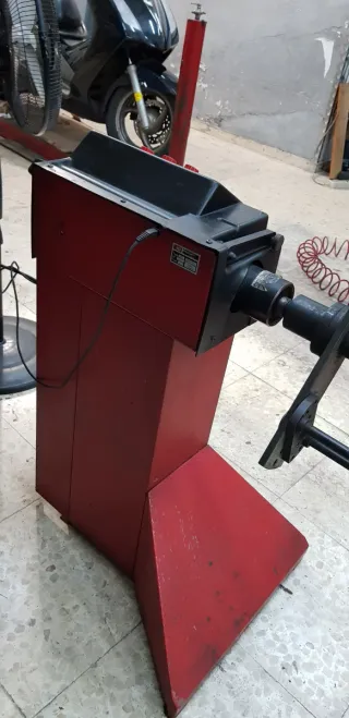 Equilibradora Electrónica Moto/Coche FACOM