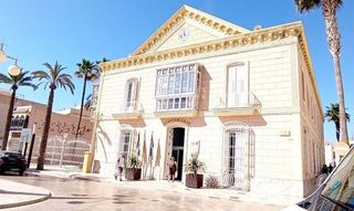 Hotel en venta en Carboneras